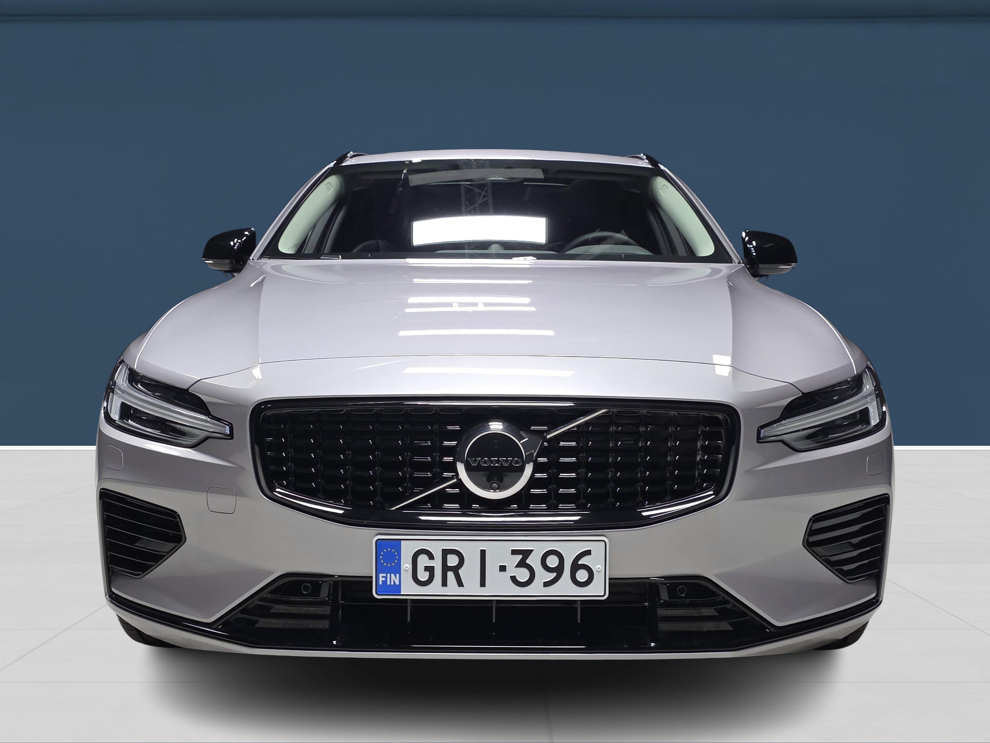 Volvo V60 T6 AWD Long Range Ultra Dark. 2026, kuva 2/19