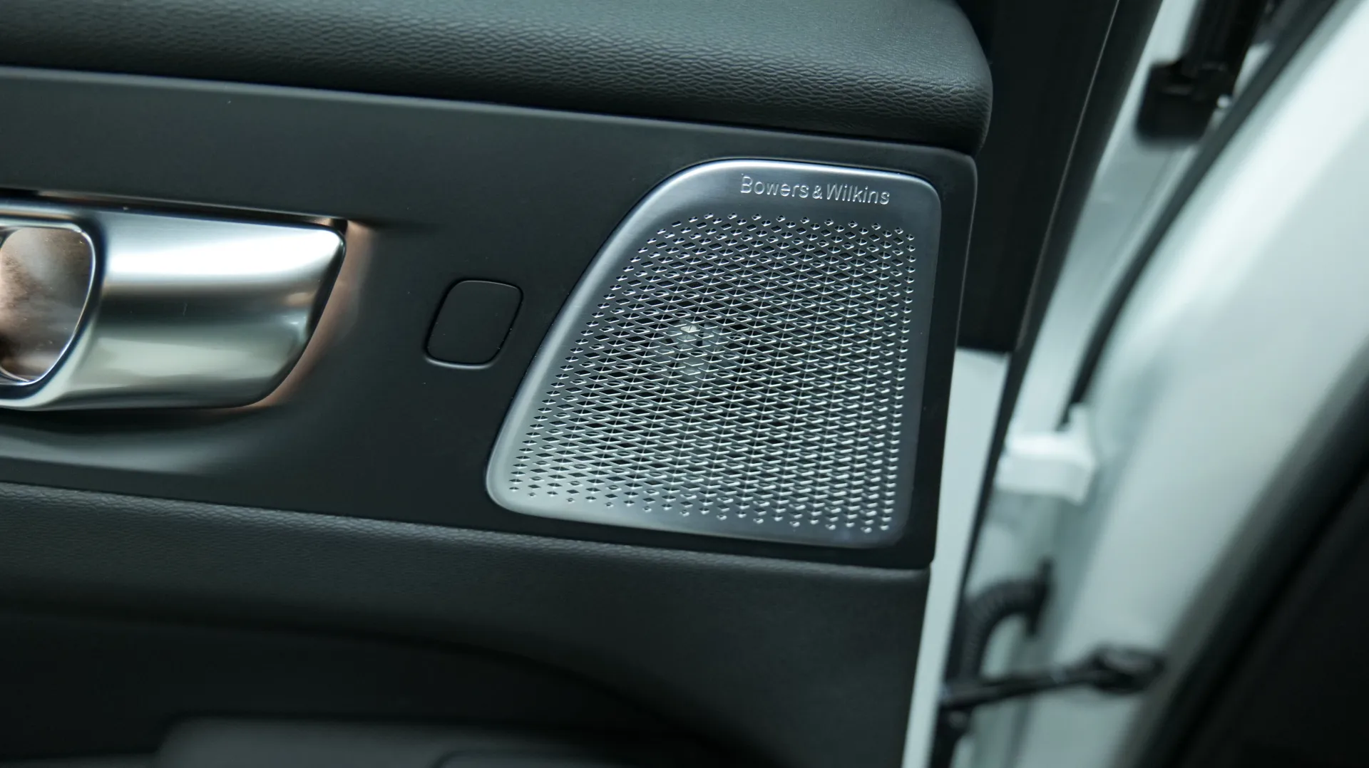 Autokuva 18 - GRI-693