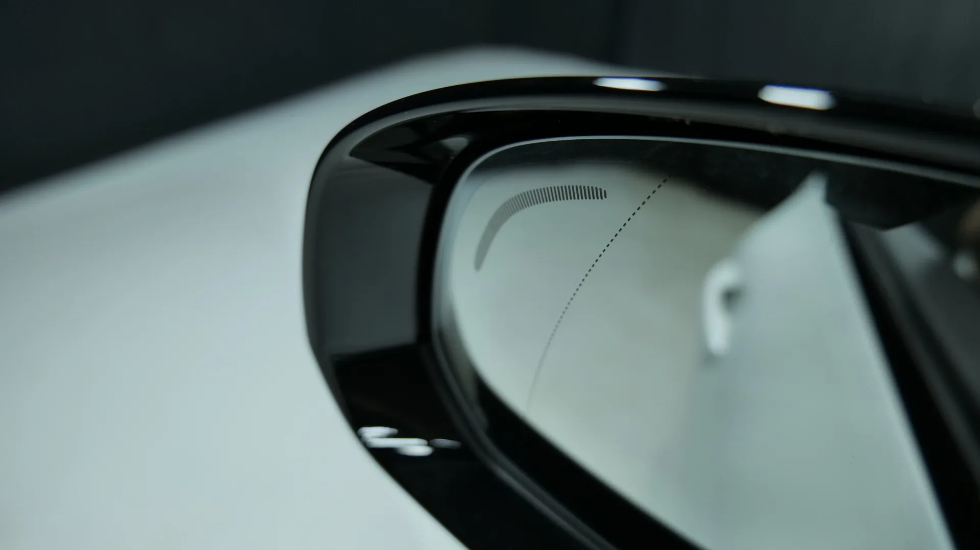 Autokuva 19 - GRI-693