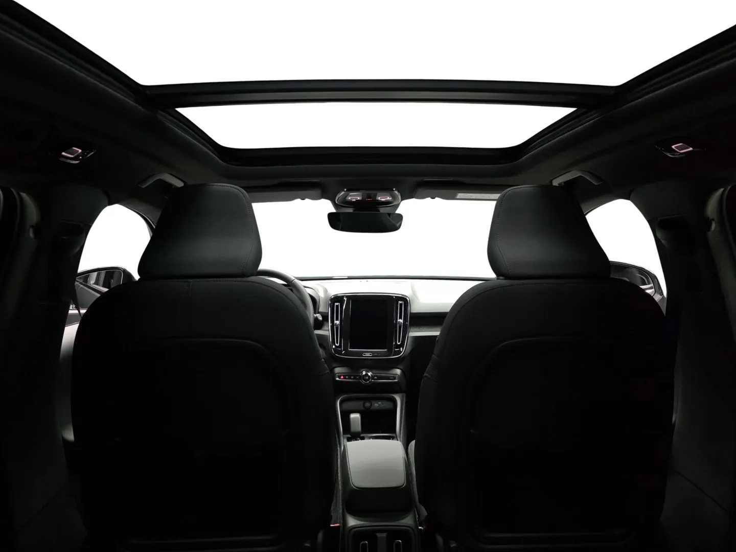 Autokuva 16 - GRI-695