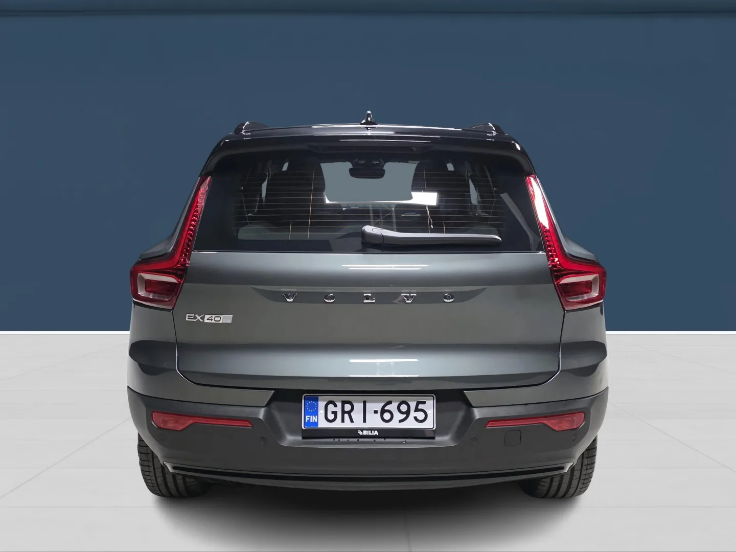 Autokuva 5 - GRI-695