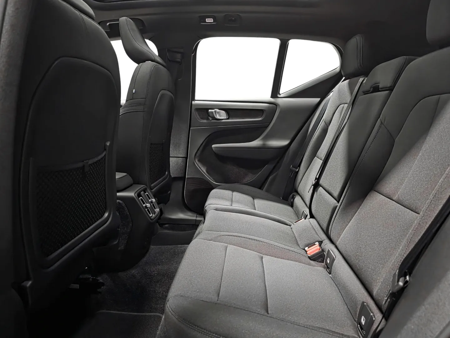 Autokuva 9 - GRI-695