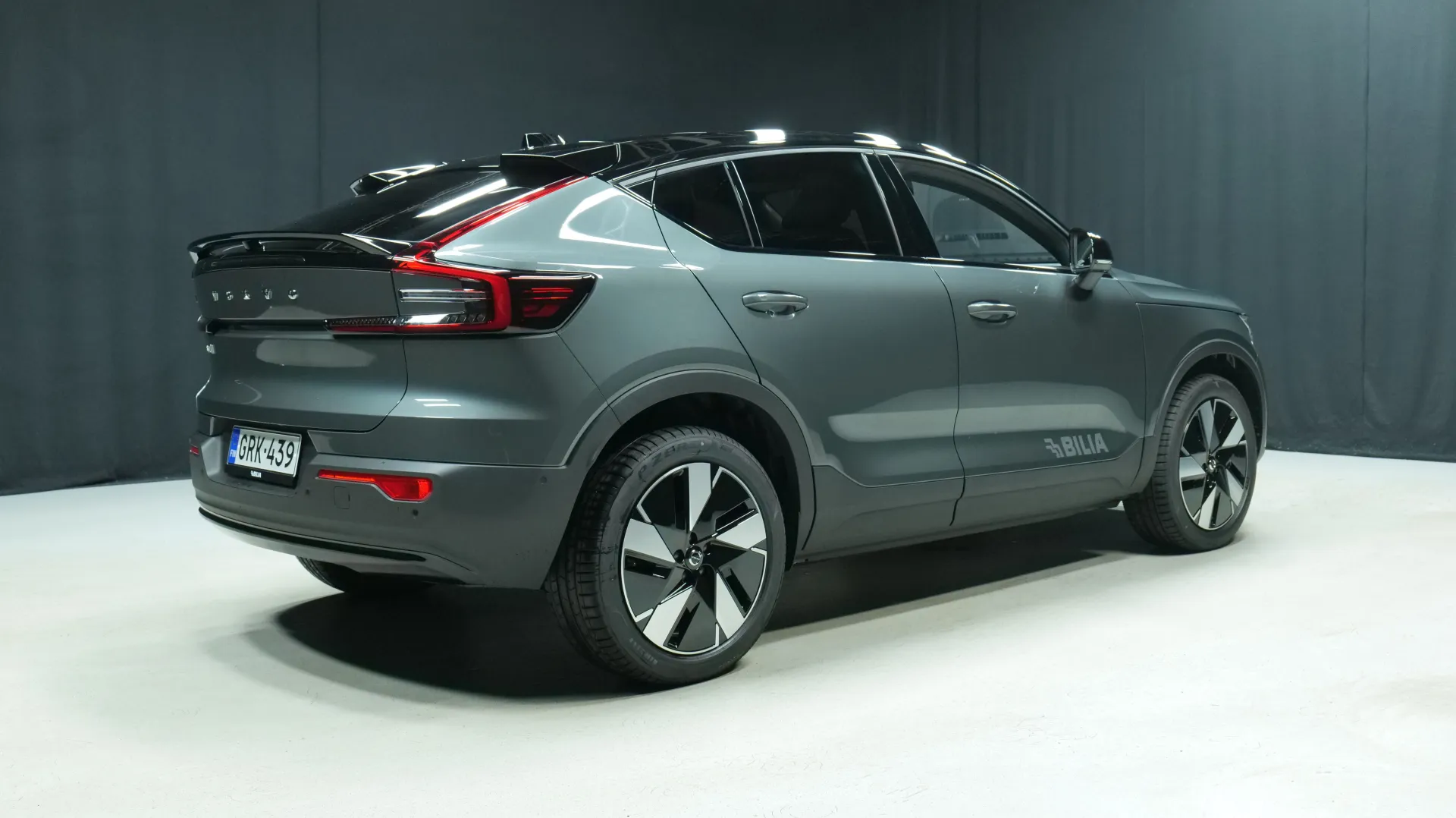 Autokuva 3 - GRK-439