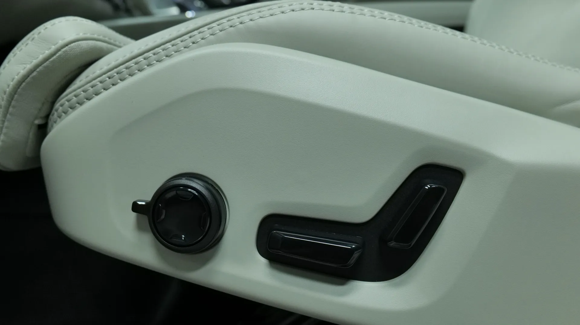 Autokuva 11 - GRK-442