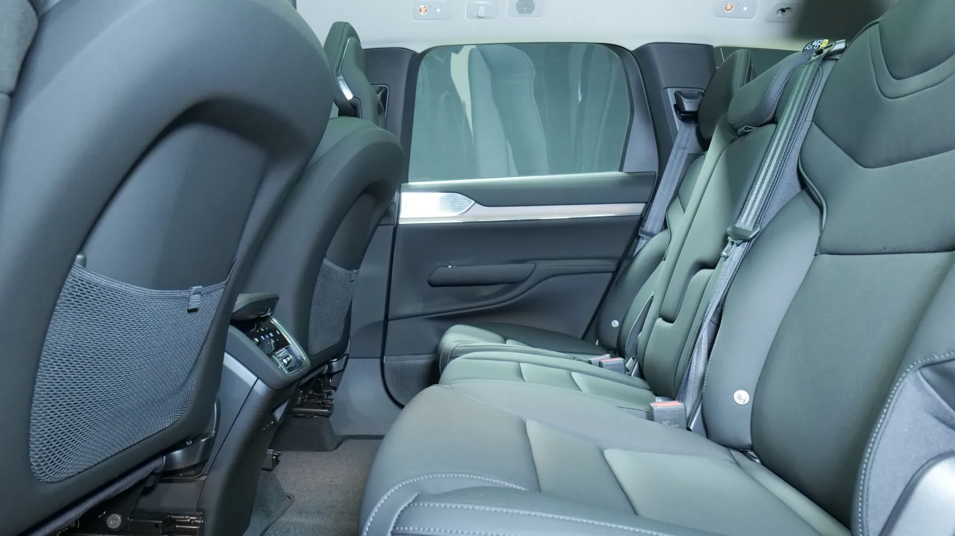 Autokuva 16 - GRK-447