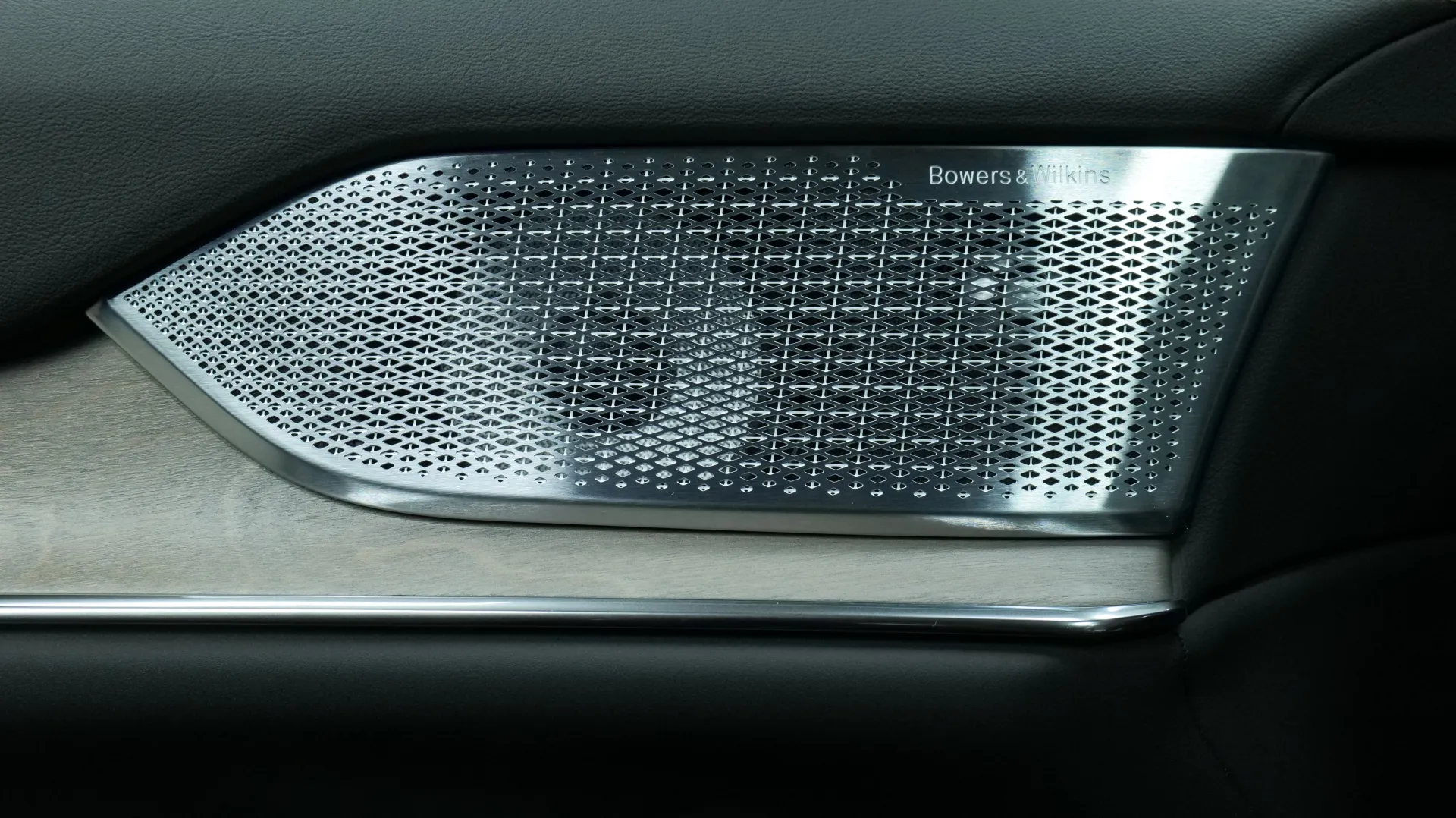 Autokuva 10 - GRK-447