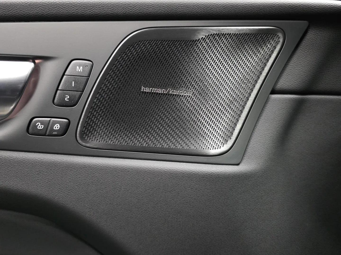 Autokuva 15 - GRL-455