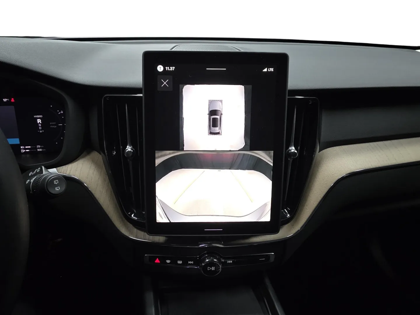 Autokuva 13 - GRL-455