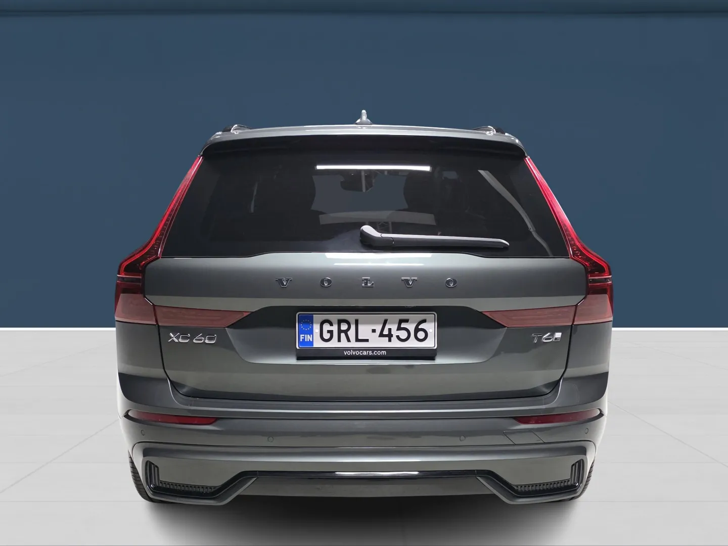 Autokuva 5 - GRL-456