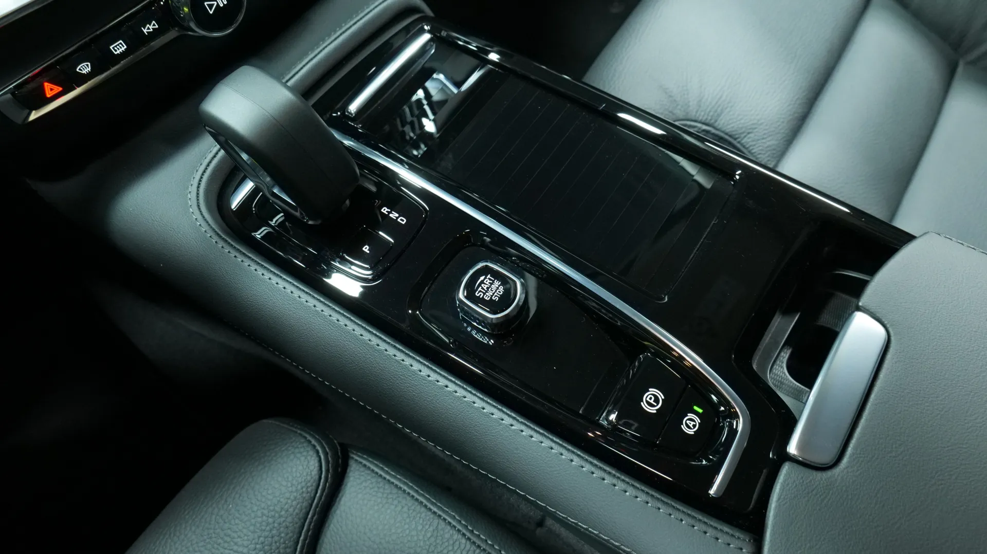 Autokuva 9 - GRM-471