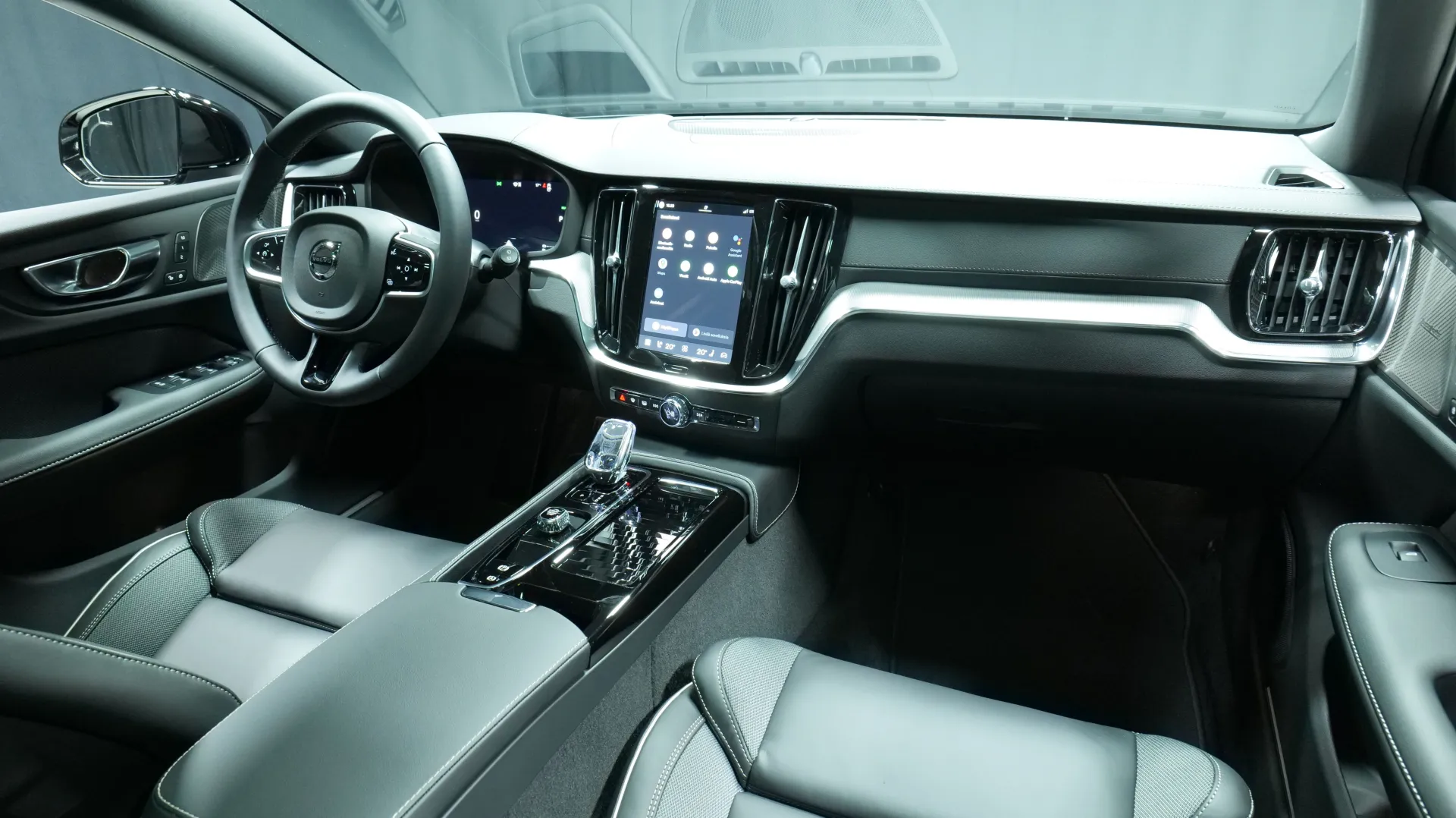 Autokuva 19 - GRO-303