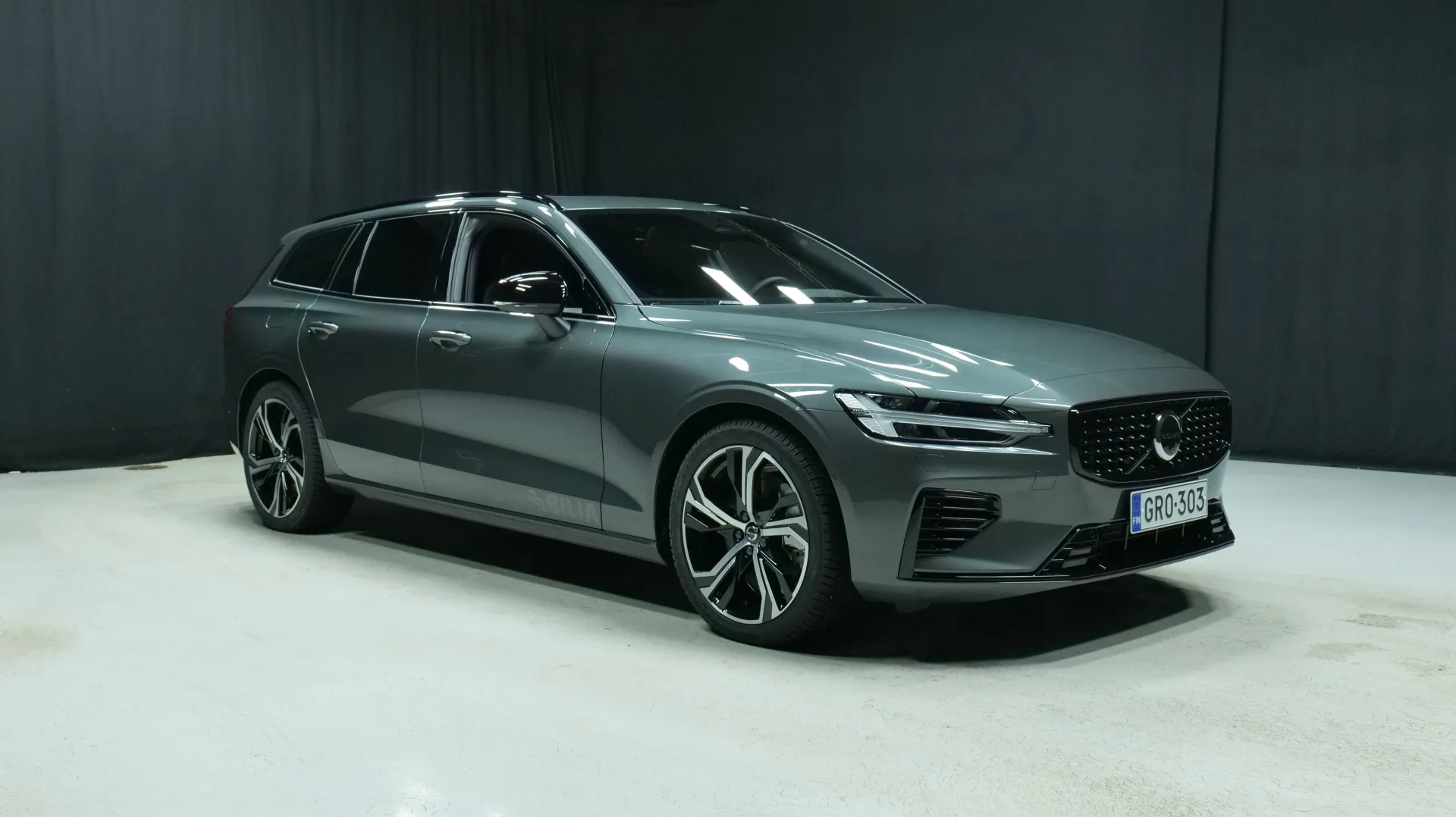 Autokuva 5 - GRO-303