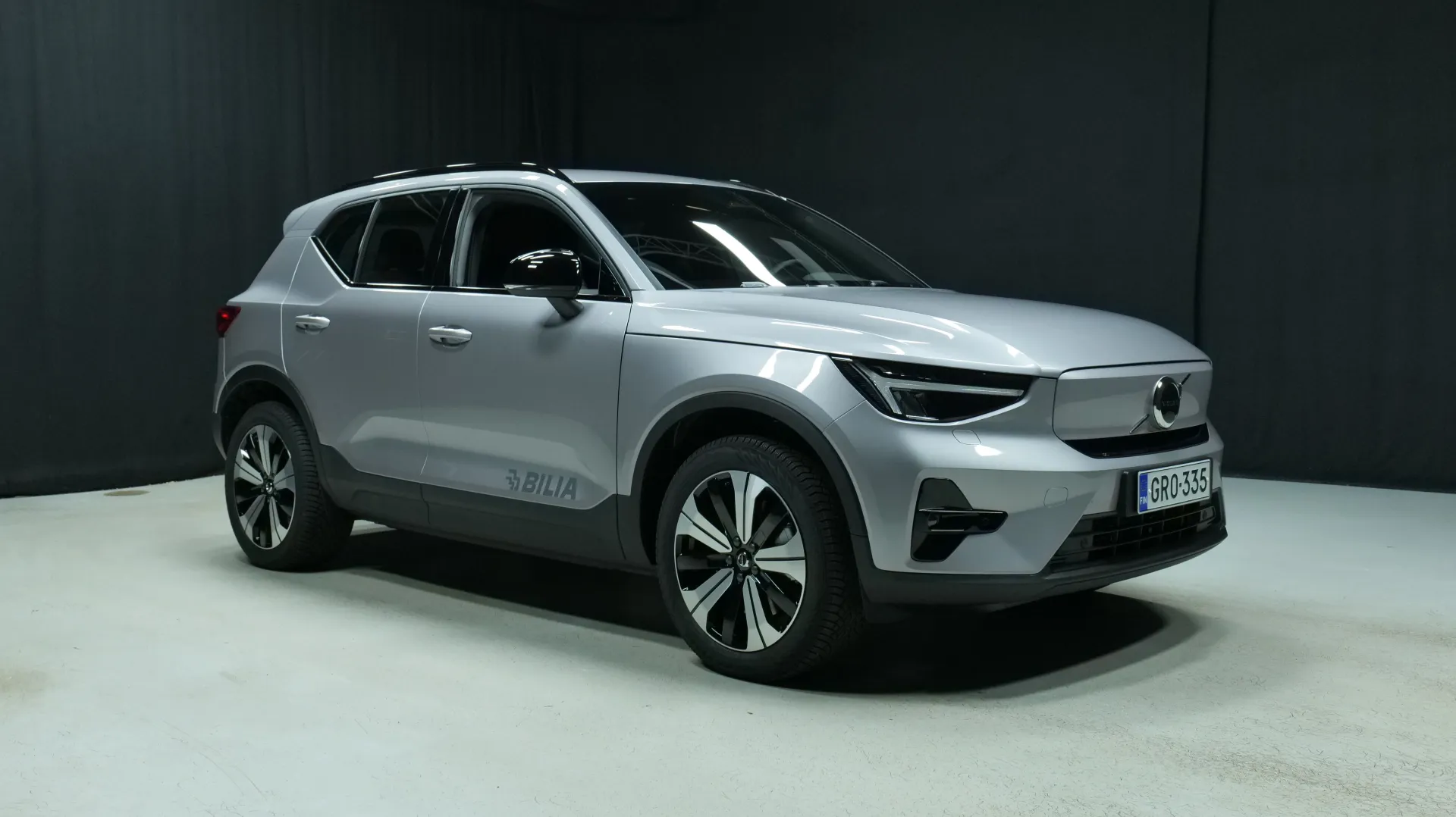 Autokuva 5 - GRO-335