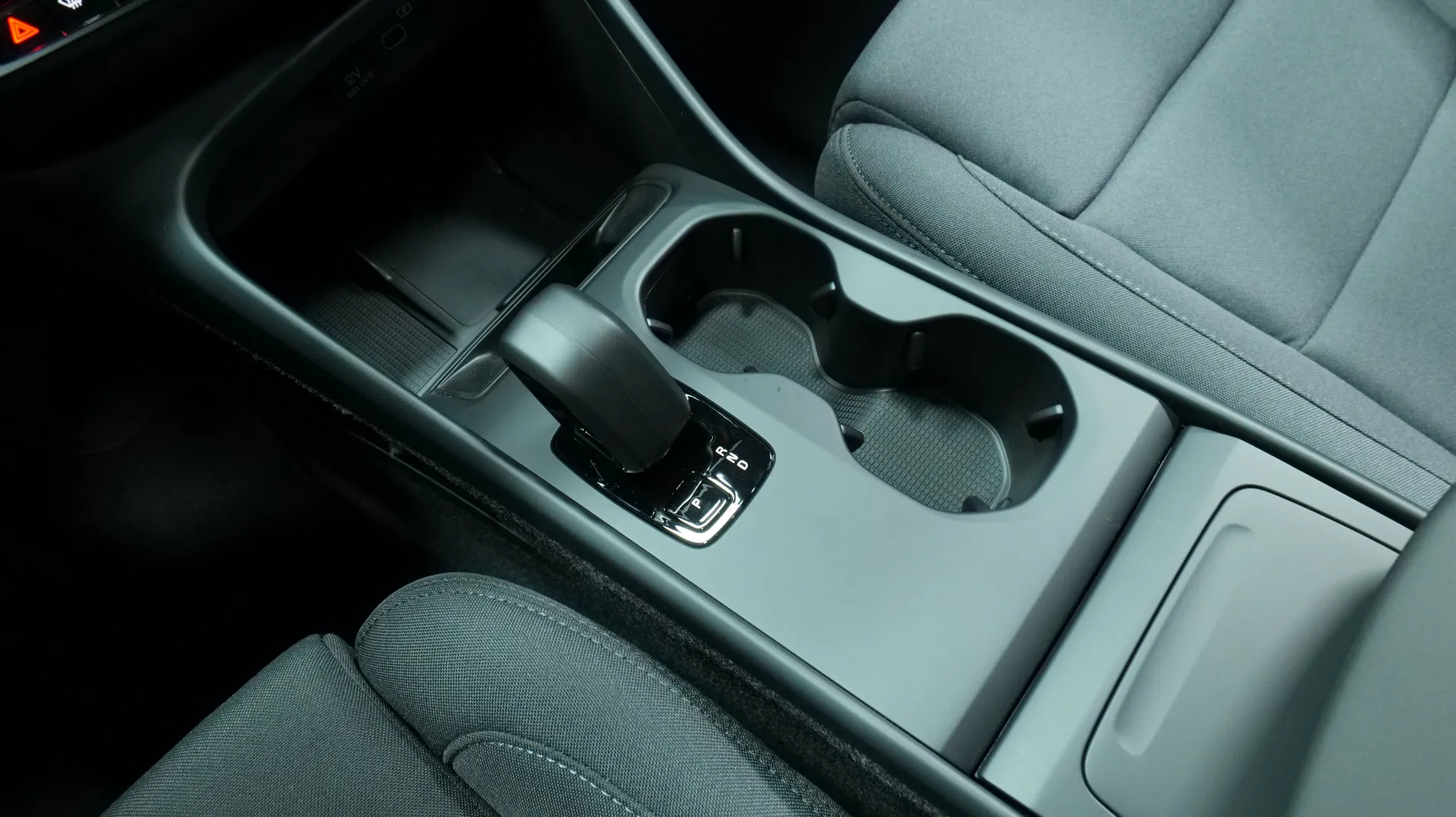 Autokuva 9 - GRO-335