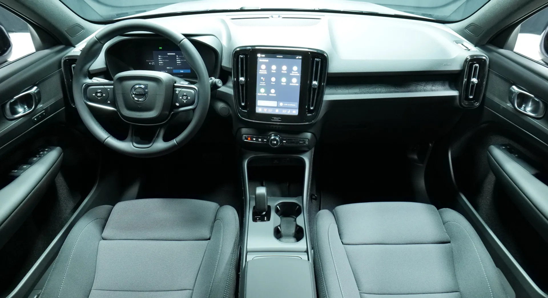 Autokuva 13 - GRO-335