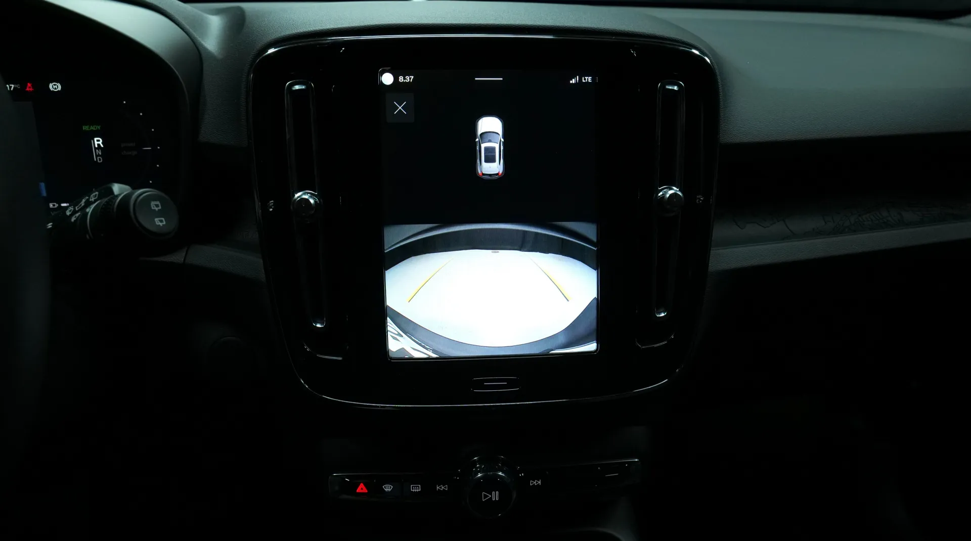 Autokuva 7 - GRO-335