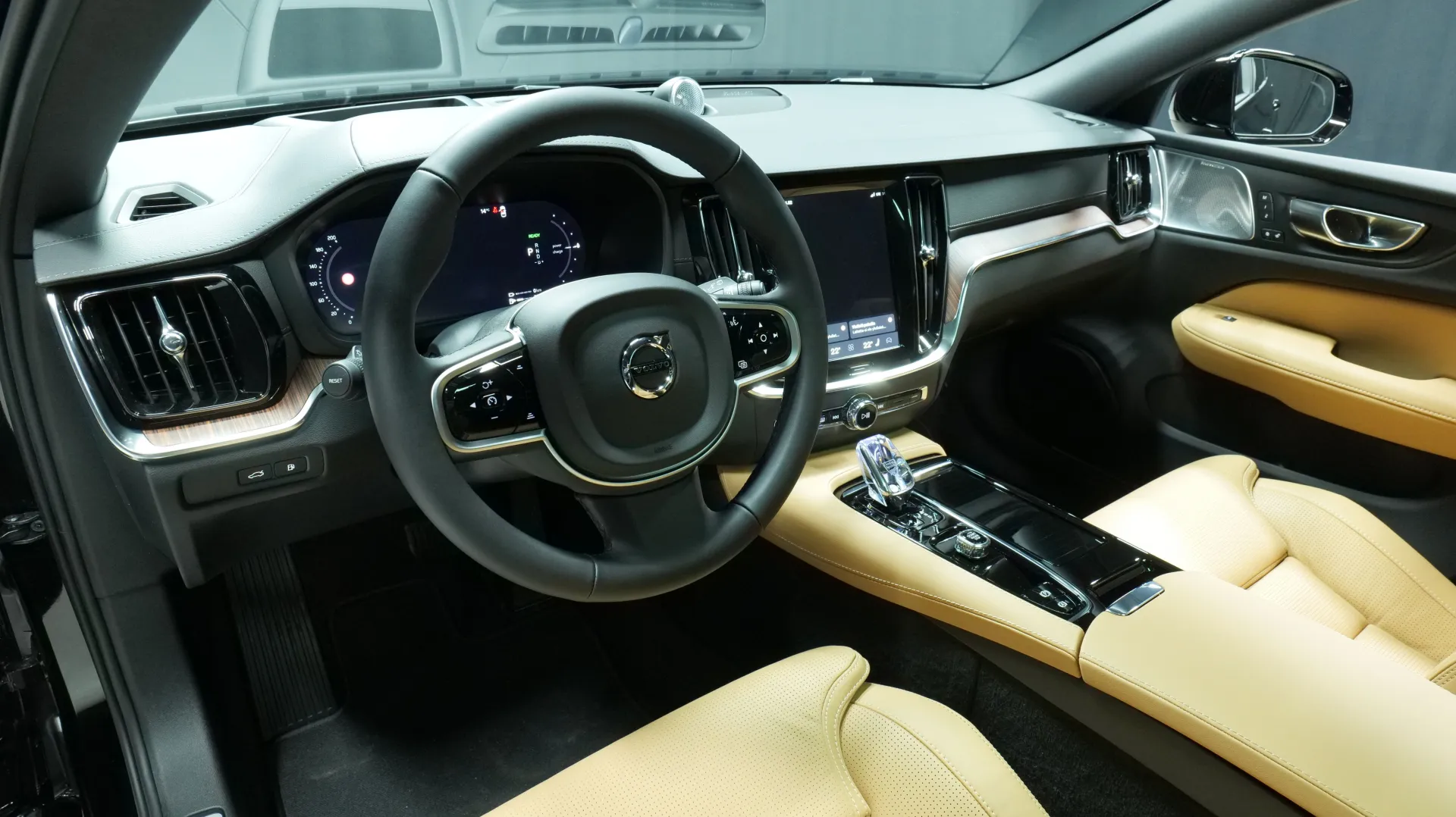 Autokuva 13 - GRP-346