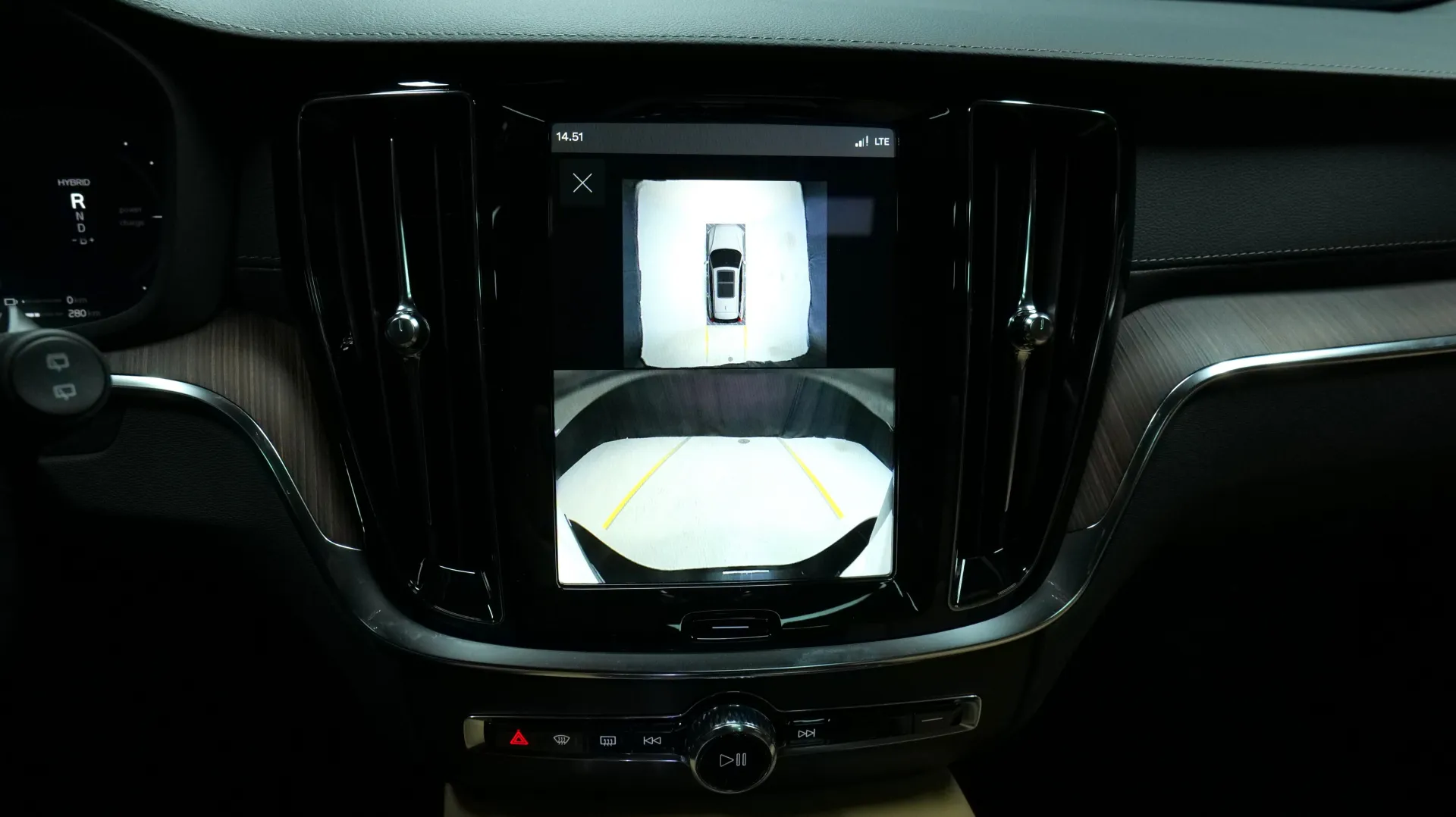 Autokuva 7 - GRP-346