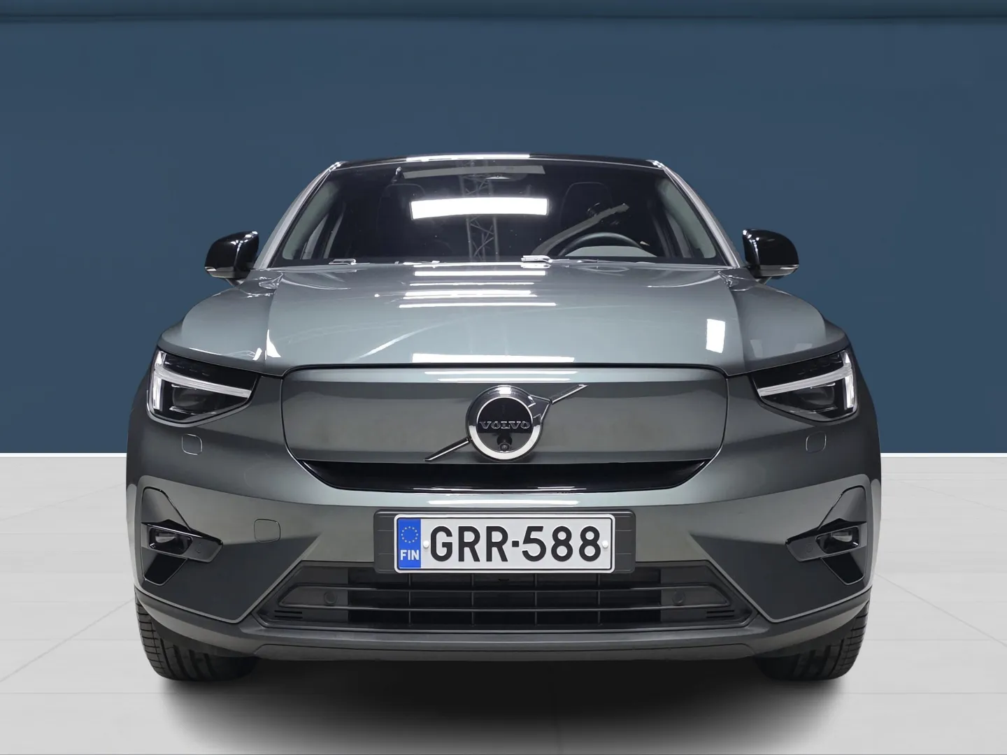 Autokuva 2 - GRR-588