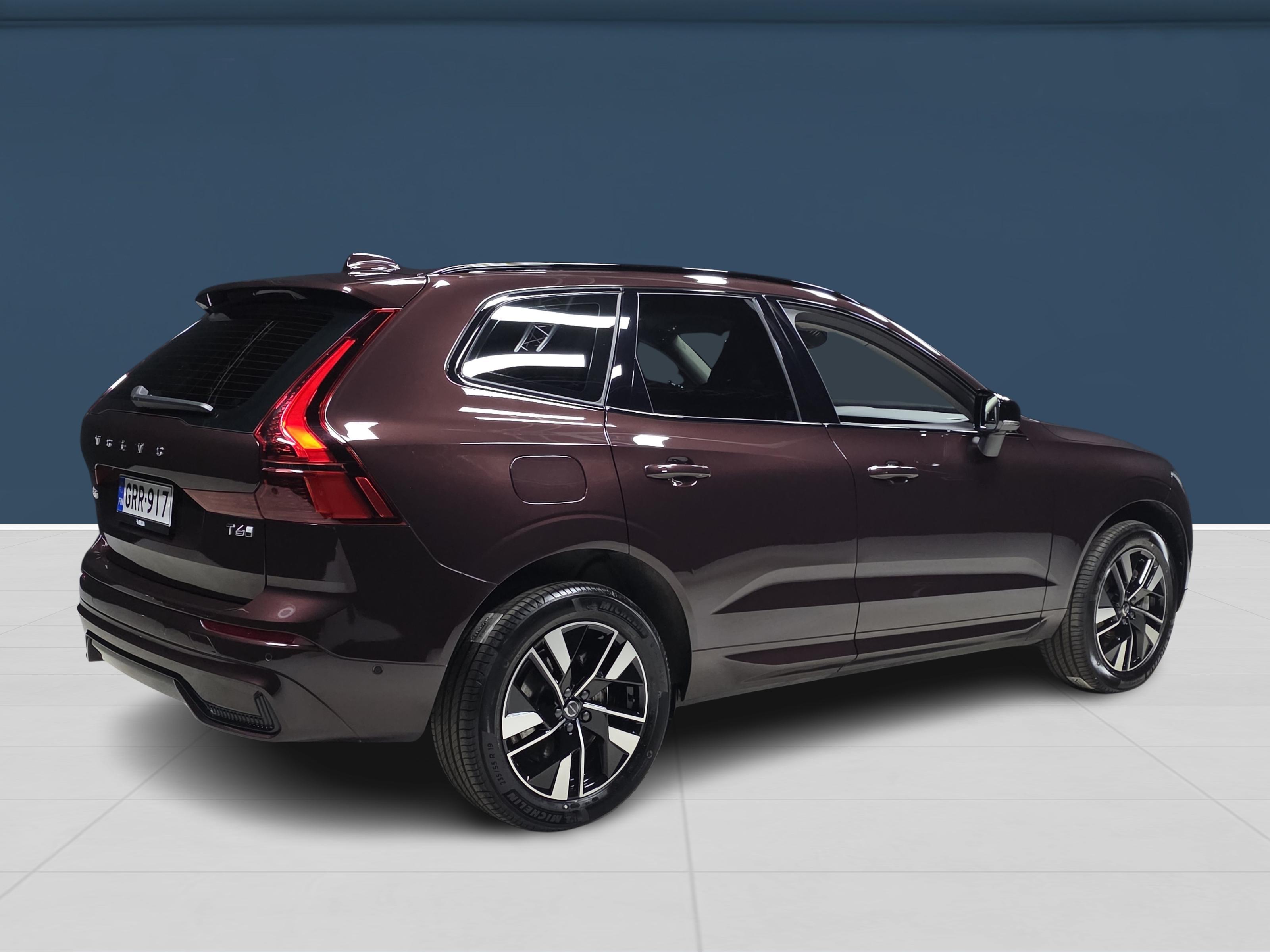 Volvo XC60 T6 AWD Long Range Plus Dark 2026, kuva 4/18