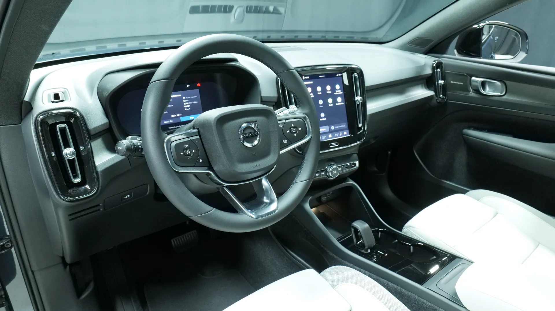 Autokuva 13 - GRR-934