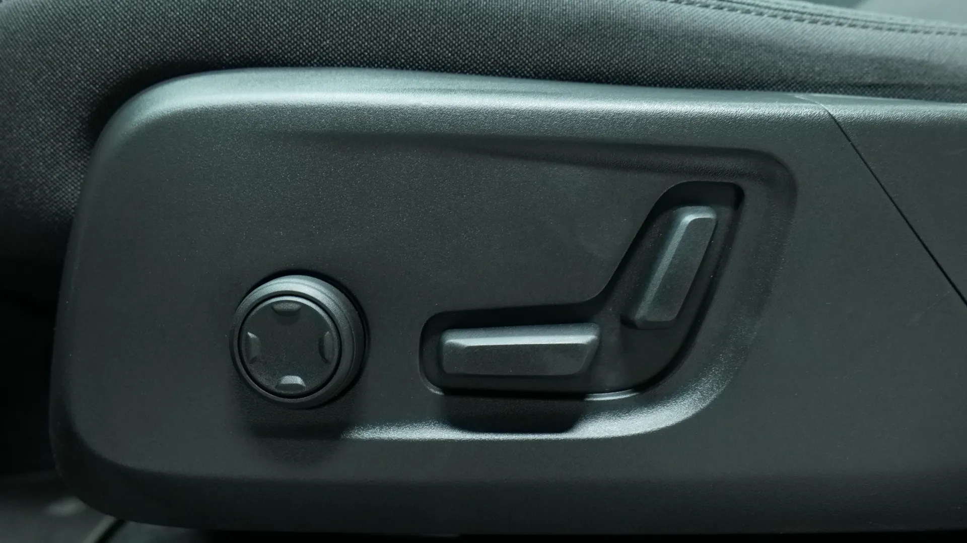 Autokuva 11 - GRS-187