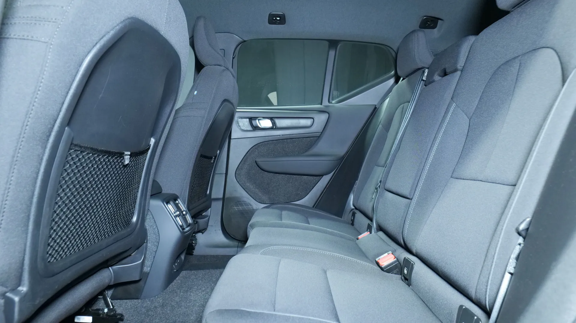 Autokuva 15 - GRS-223