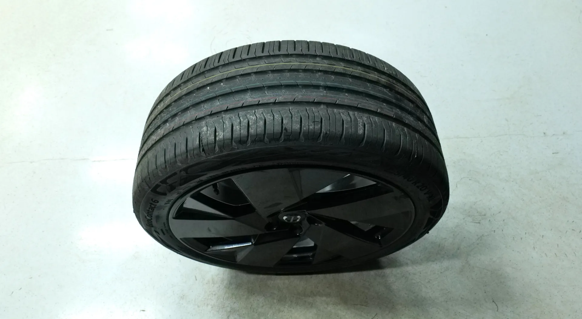 Autokuva 19 - GRS-223