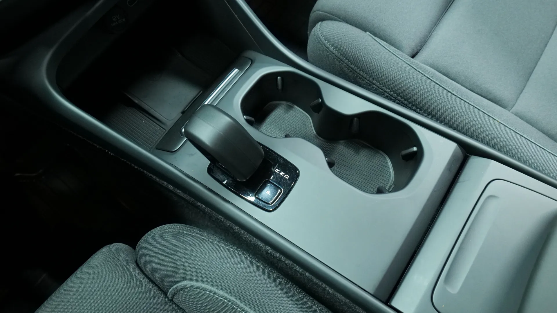 Autokuva 9 - GRS-225