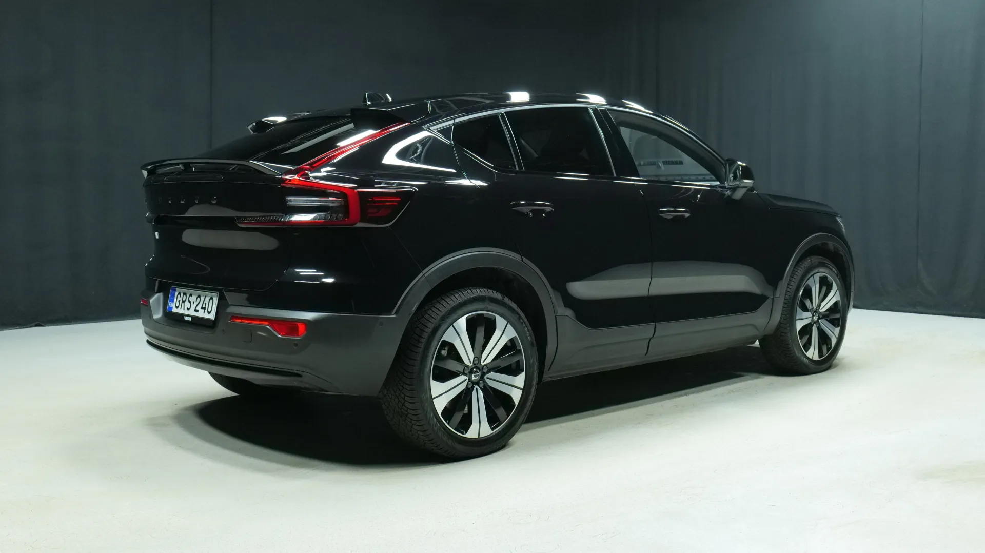 Autokuva 3 - GRS-240