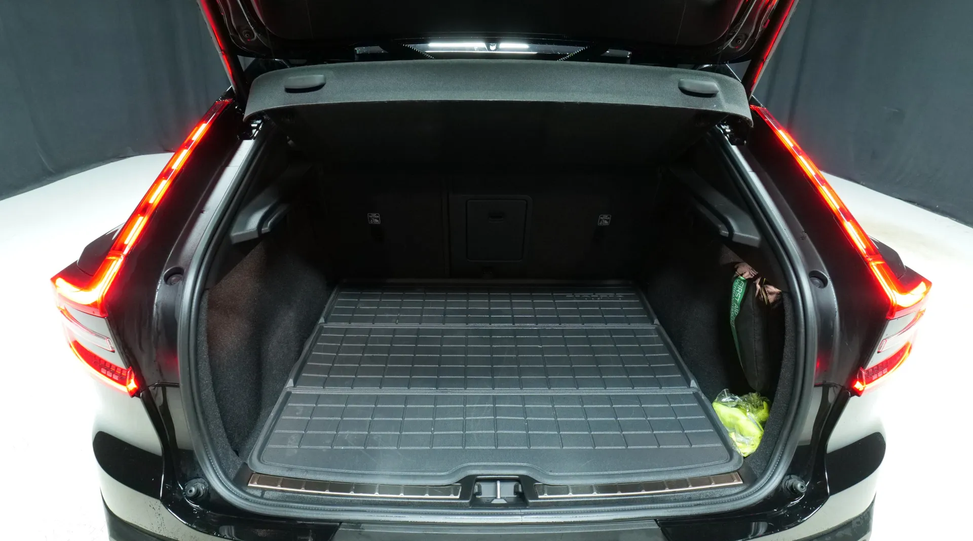 Autokuva 17 - GRS-240