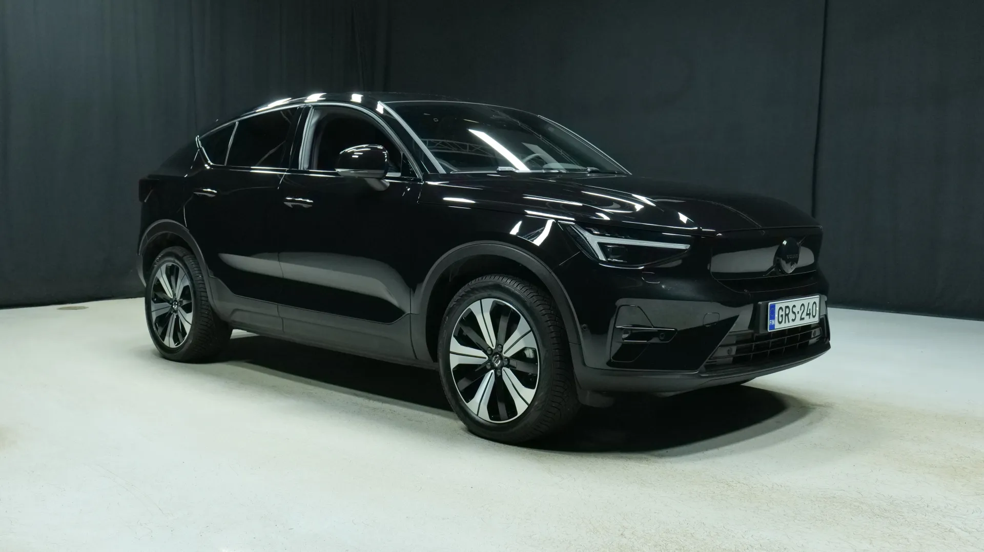 Autokuva 5 - GRS-240