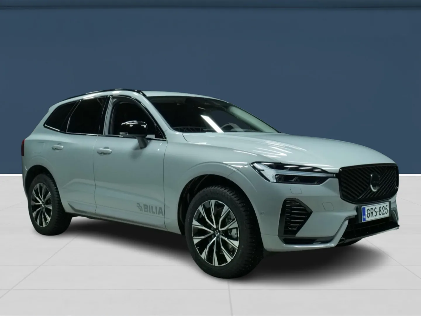Autokuva 4 - GRS-825