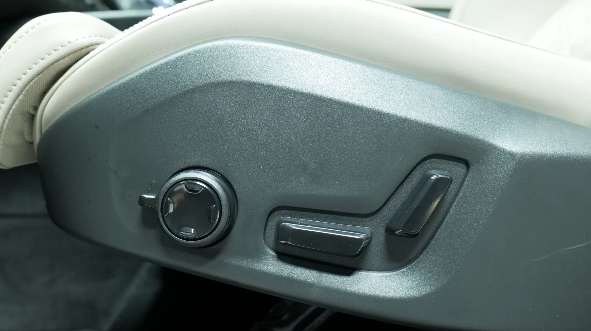 Autokuva 11 - GRS-850