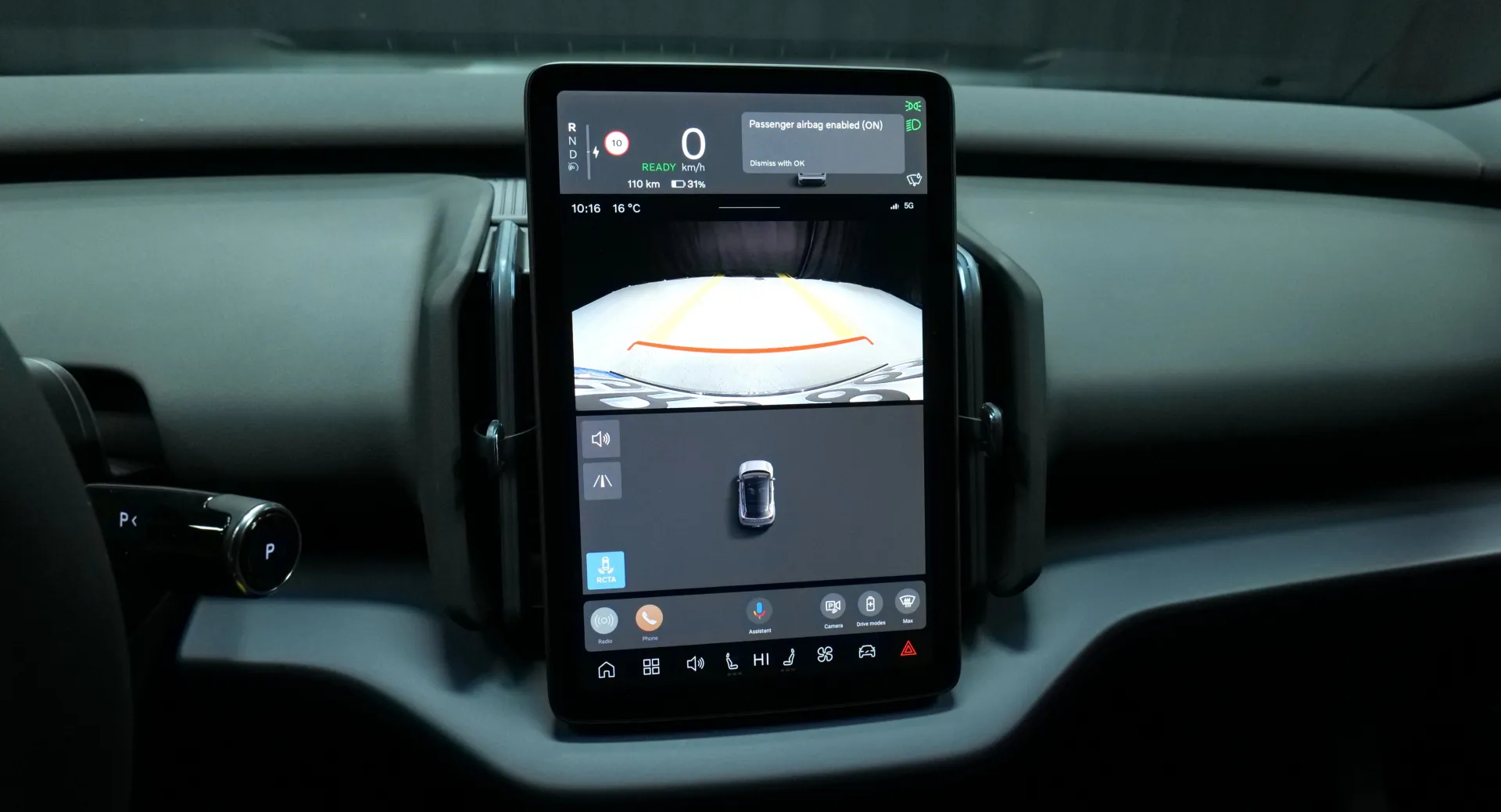 Autokuva 6 - GRS-865