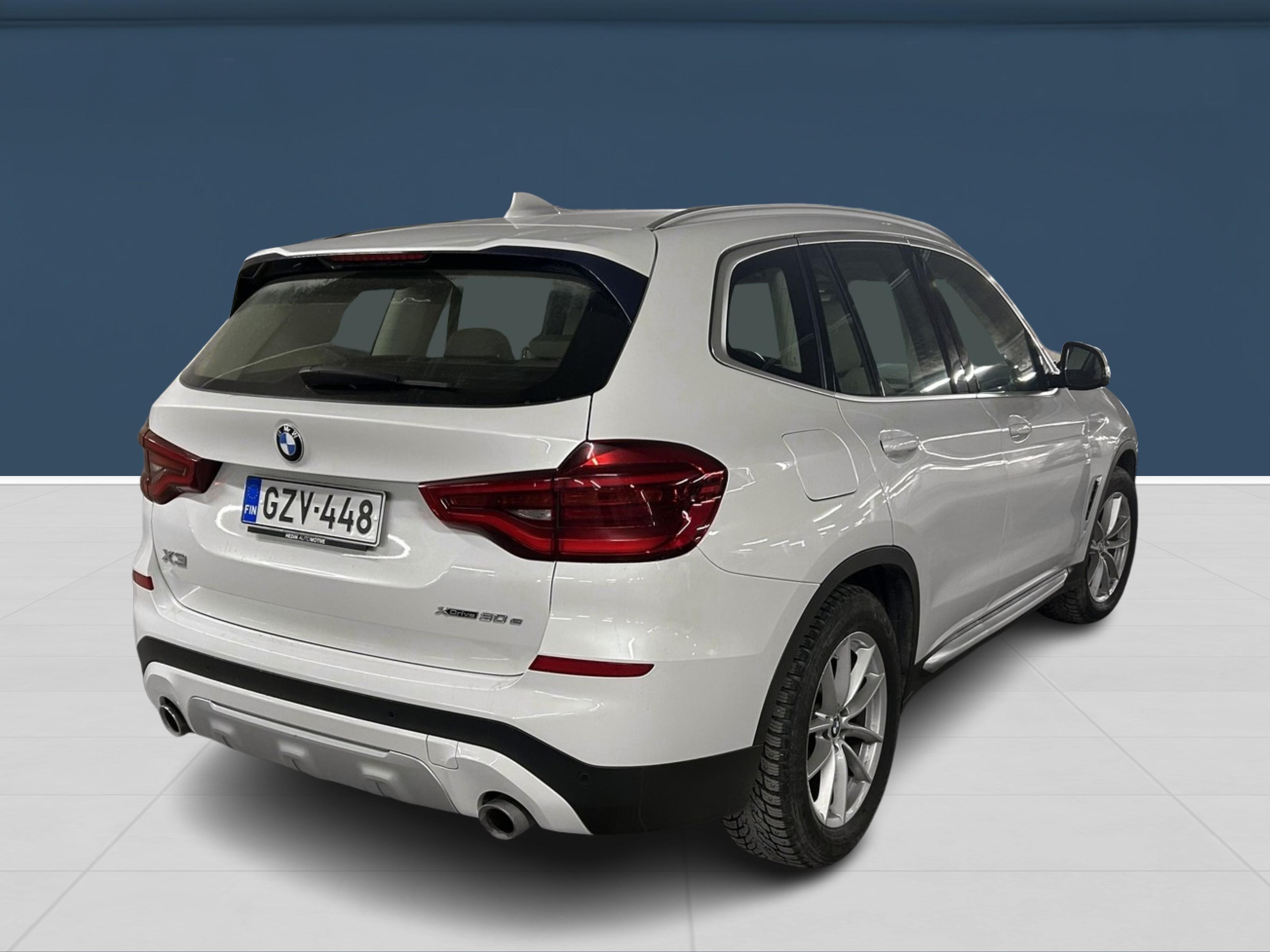 BMW X3 2021, kuva 3/4