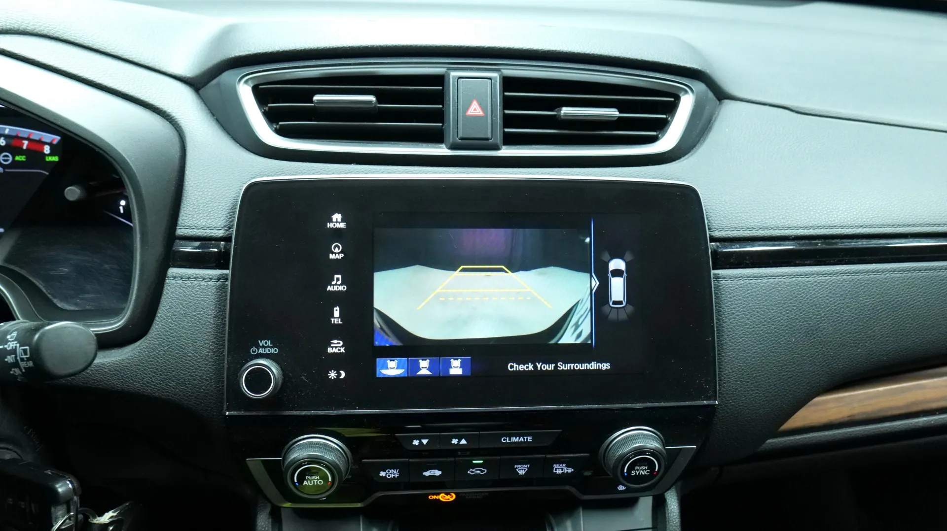 Autokuva 7 - IOJ-412