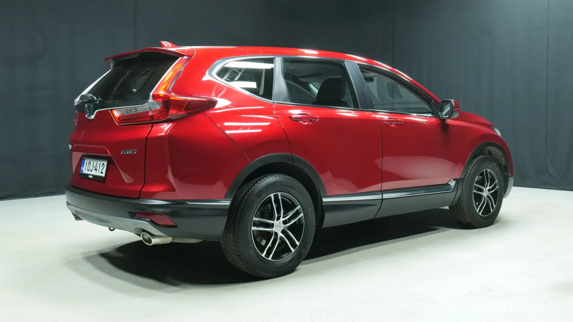 Autokuva 3 - IOJ-412