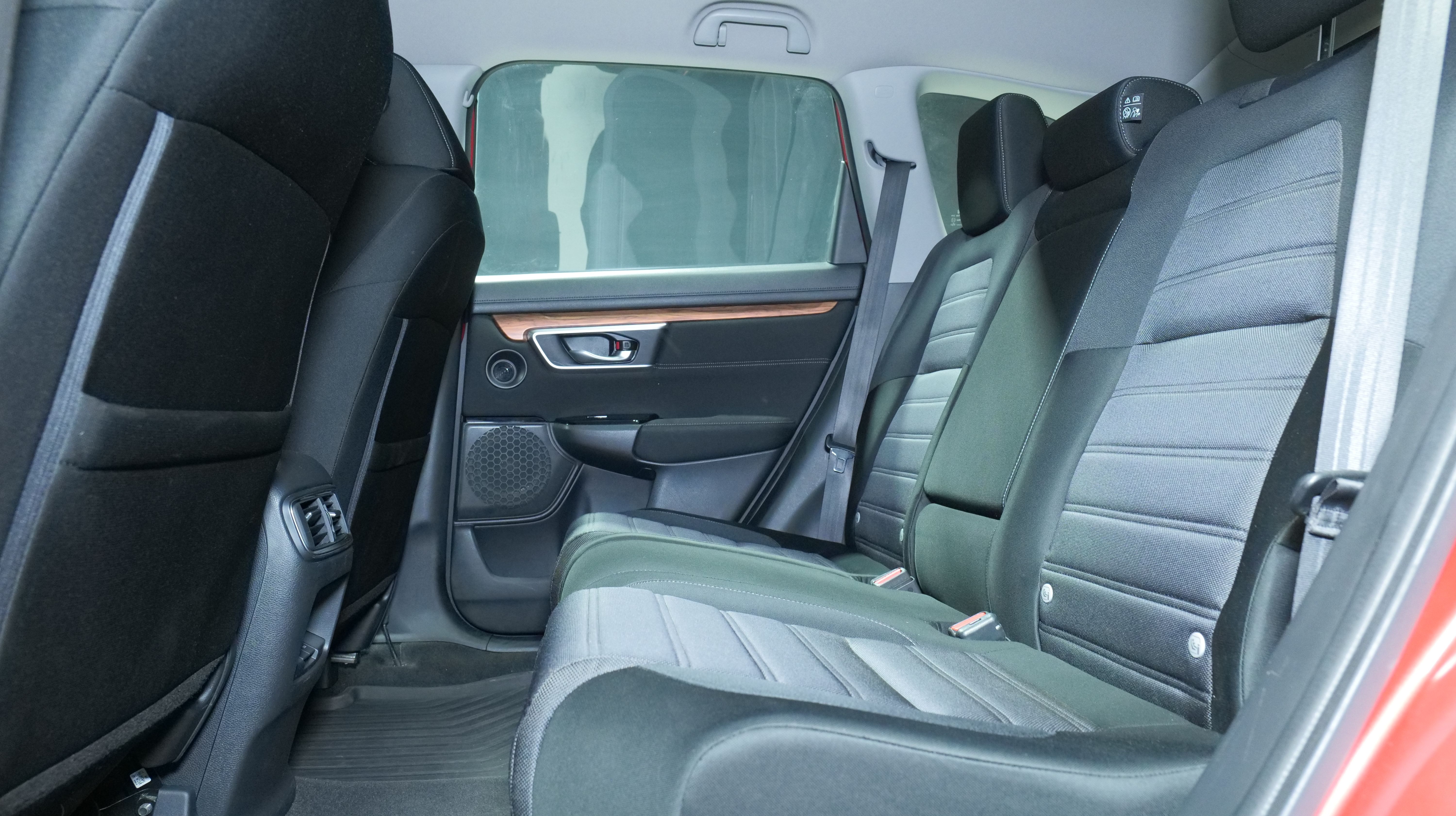 Autokuva 15 - IOJ-412