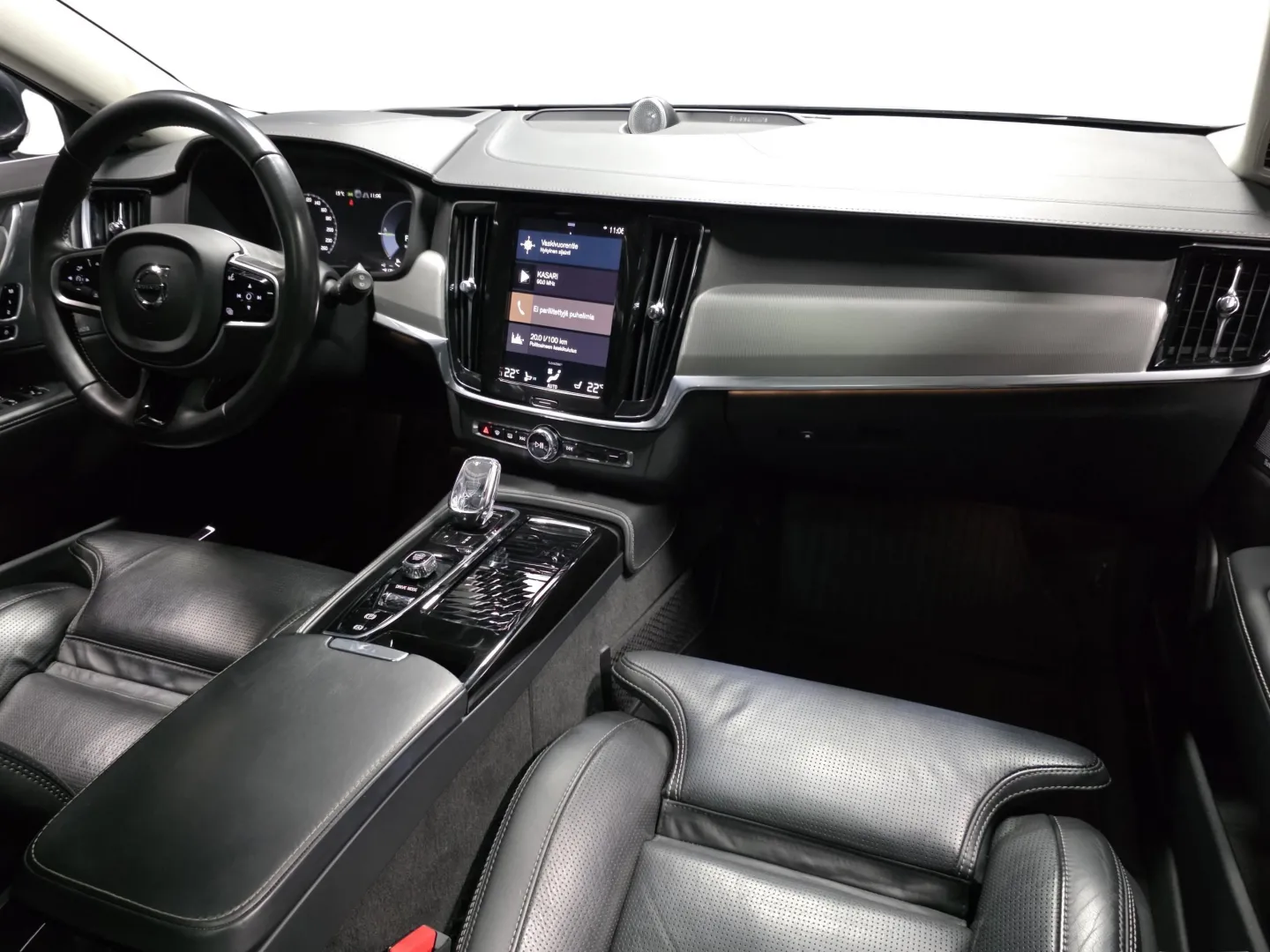 Autokuva 19 - IPC-609