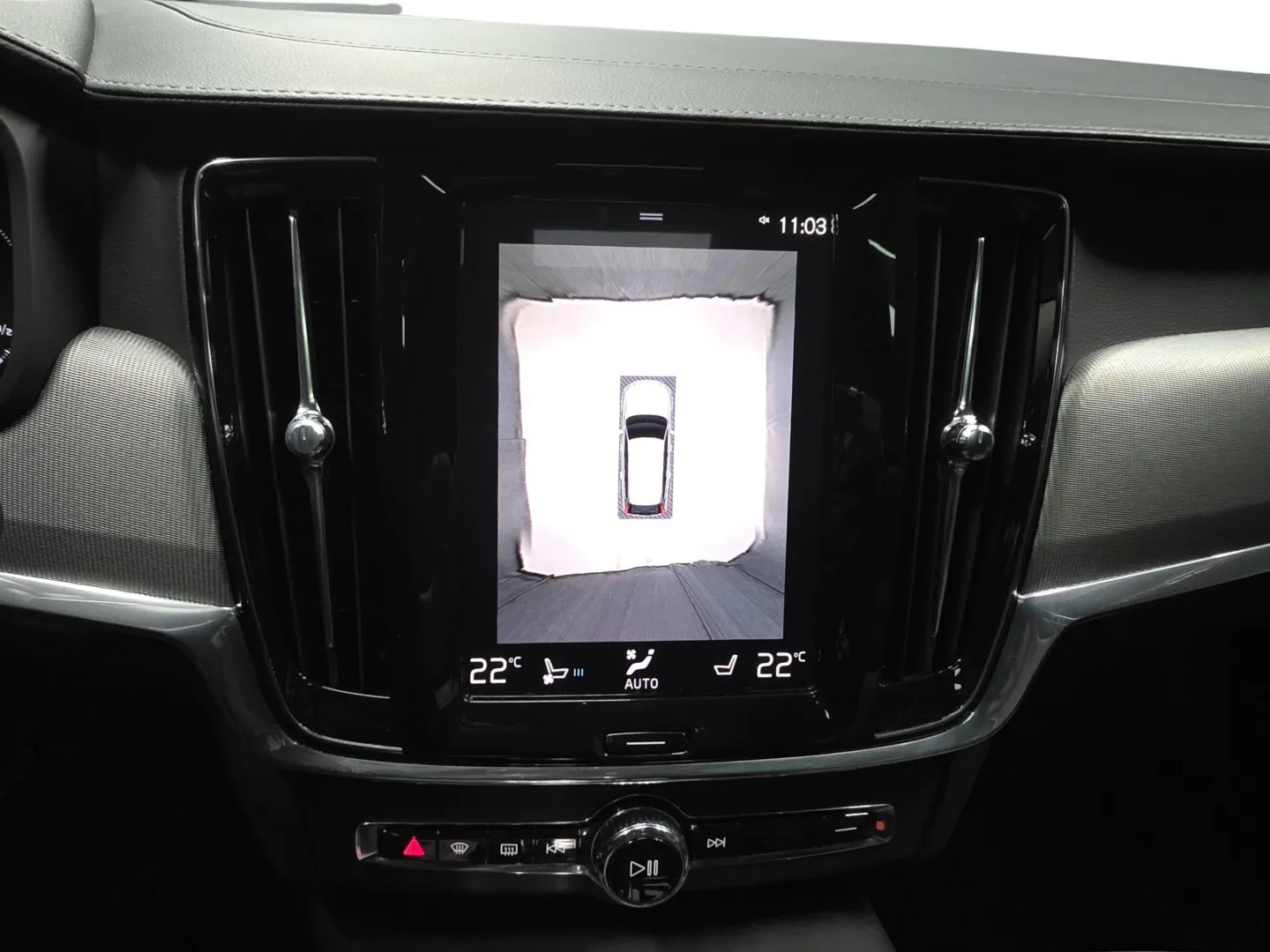 Autokuva 14 - IPC-609