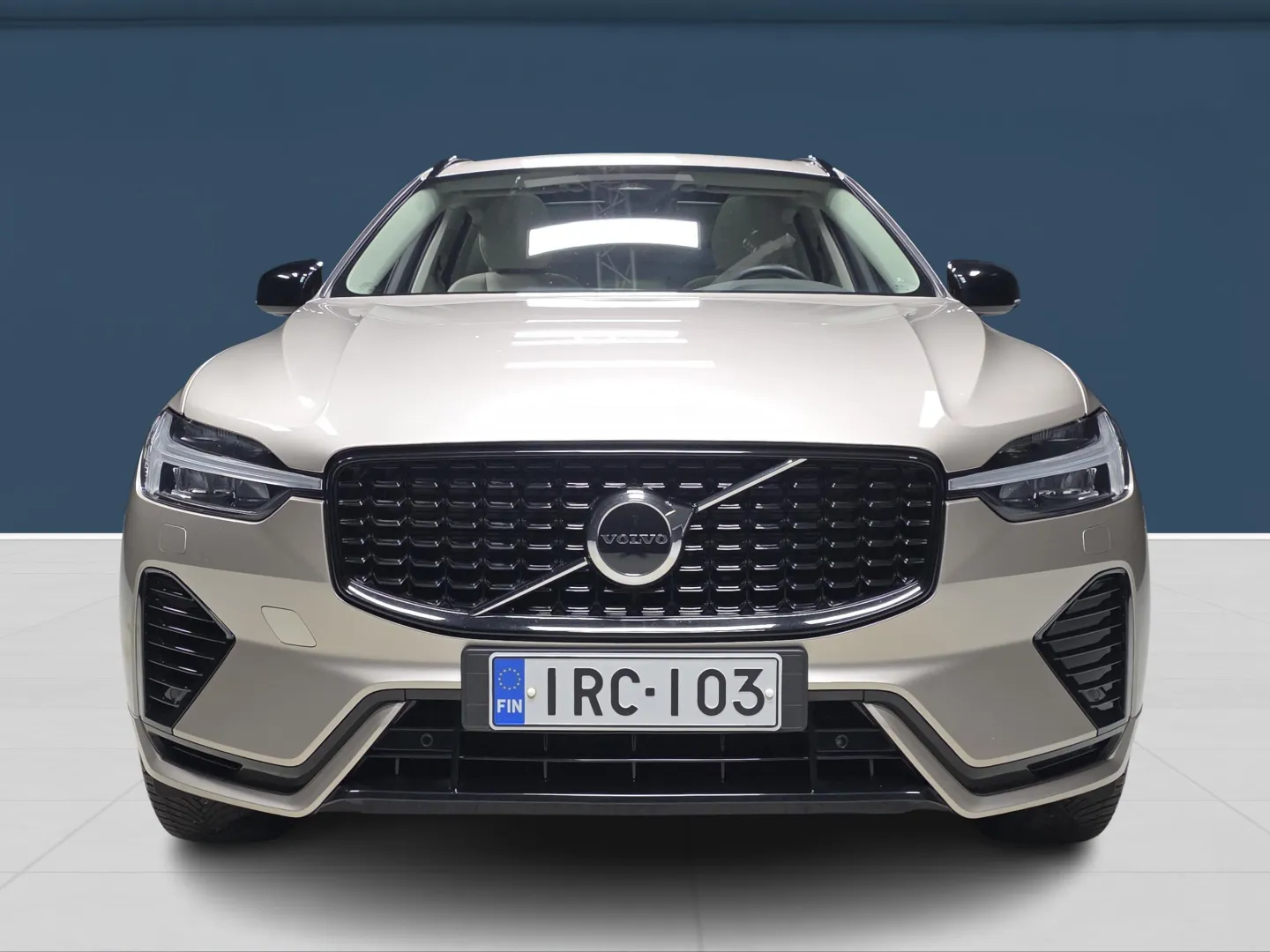 Autokuva 2 - IRC-103