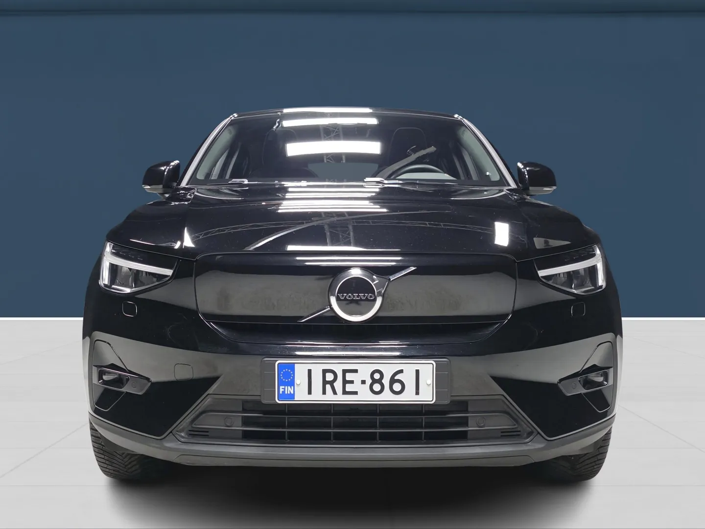Autokuva 2 - IRE-861