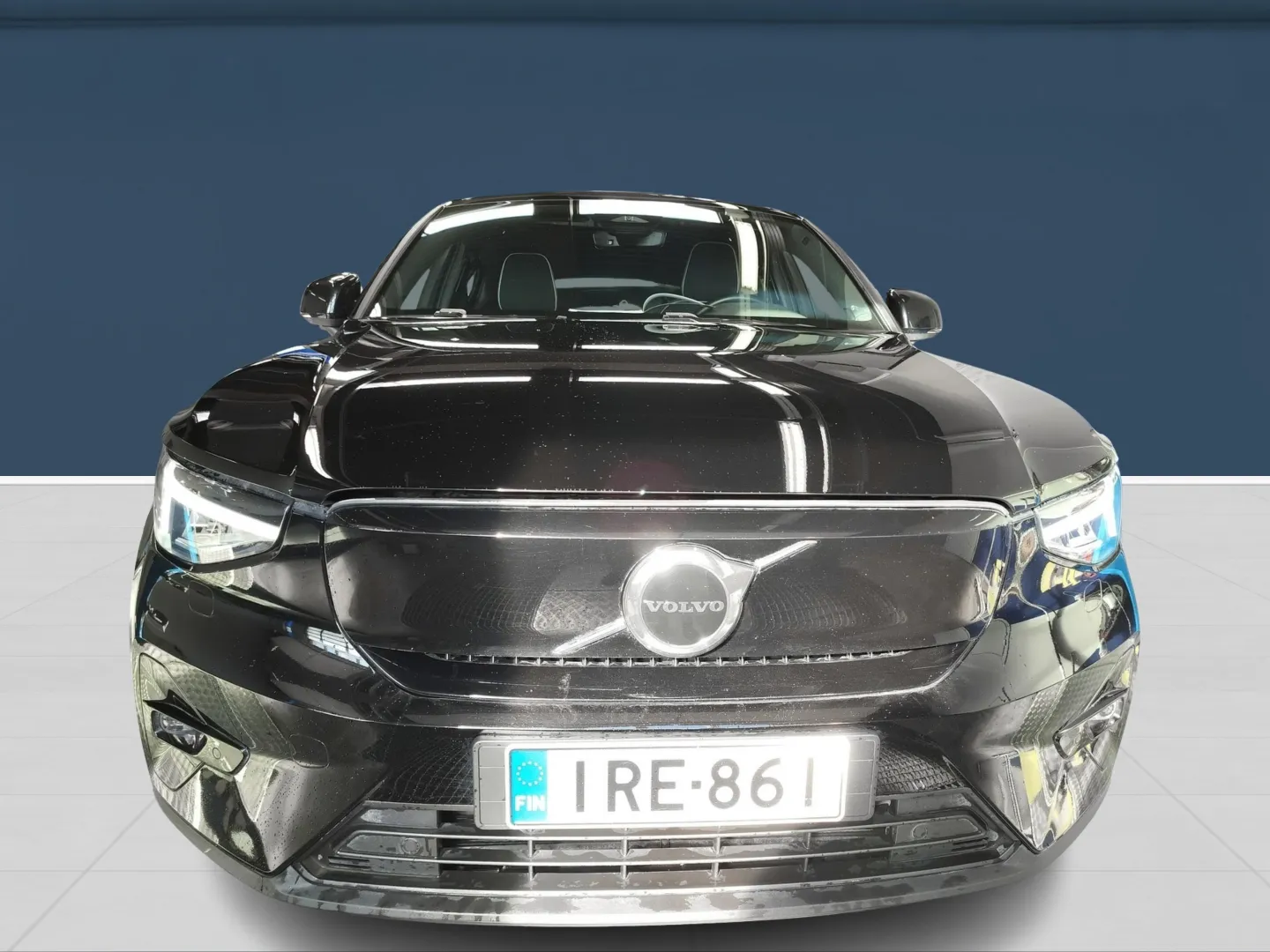 Autokuva 2 - IRE-861