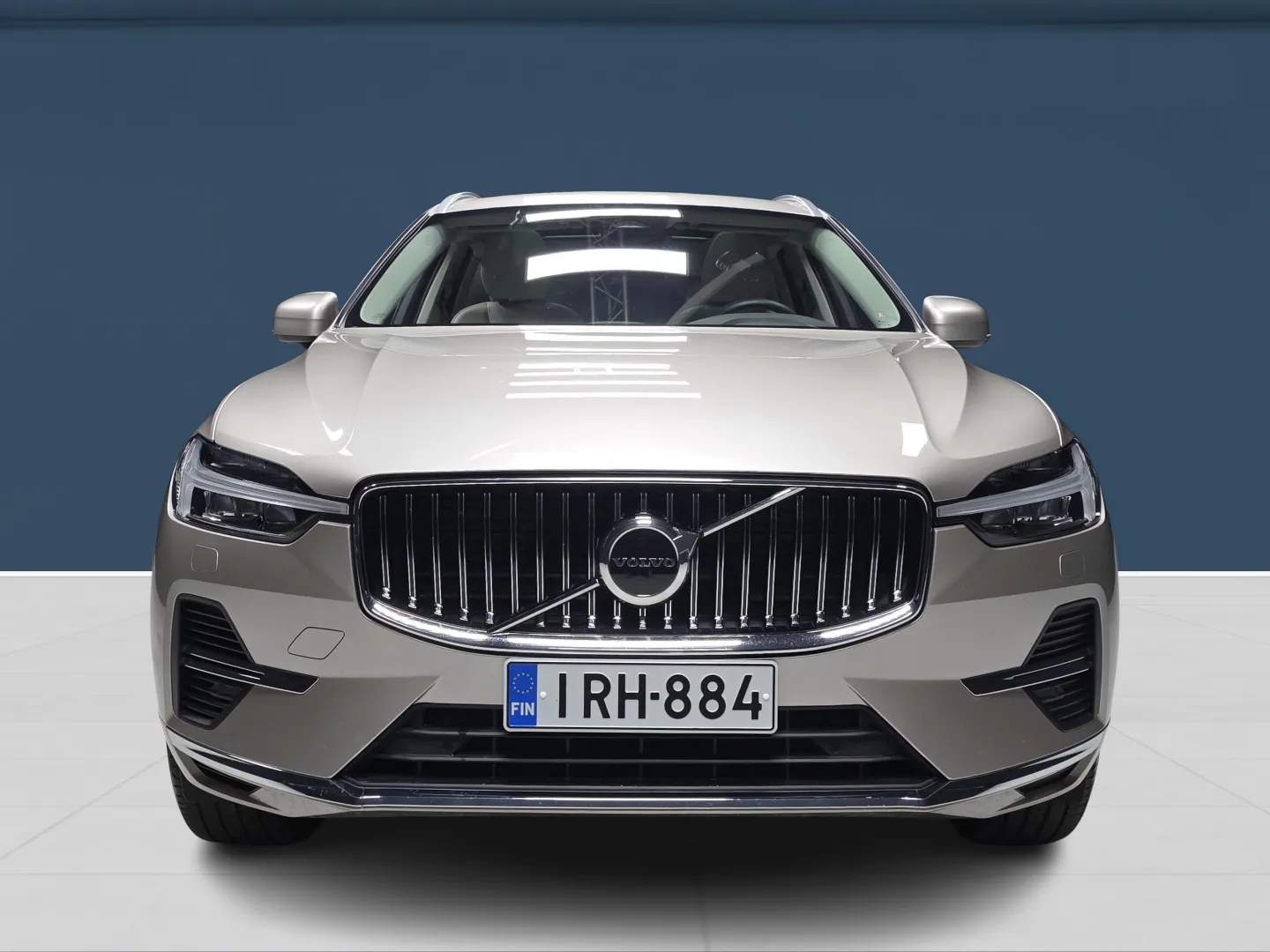 Autokuva 2 - IRH-884