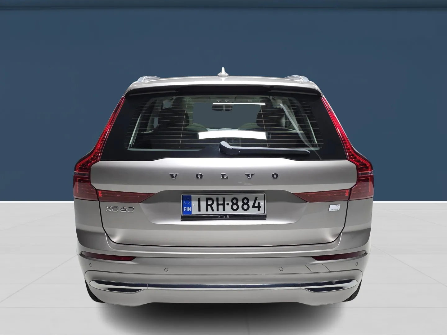 Autokuva 5 - IRH-884