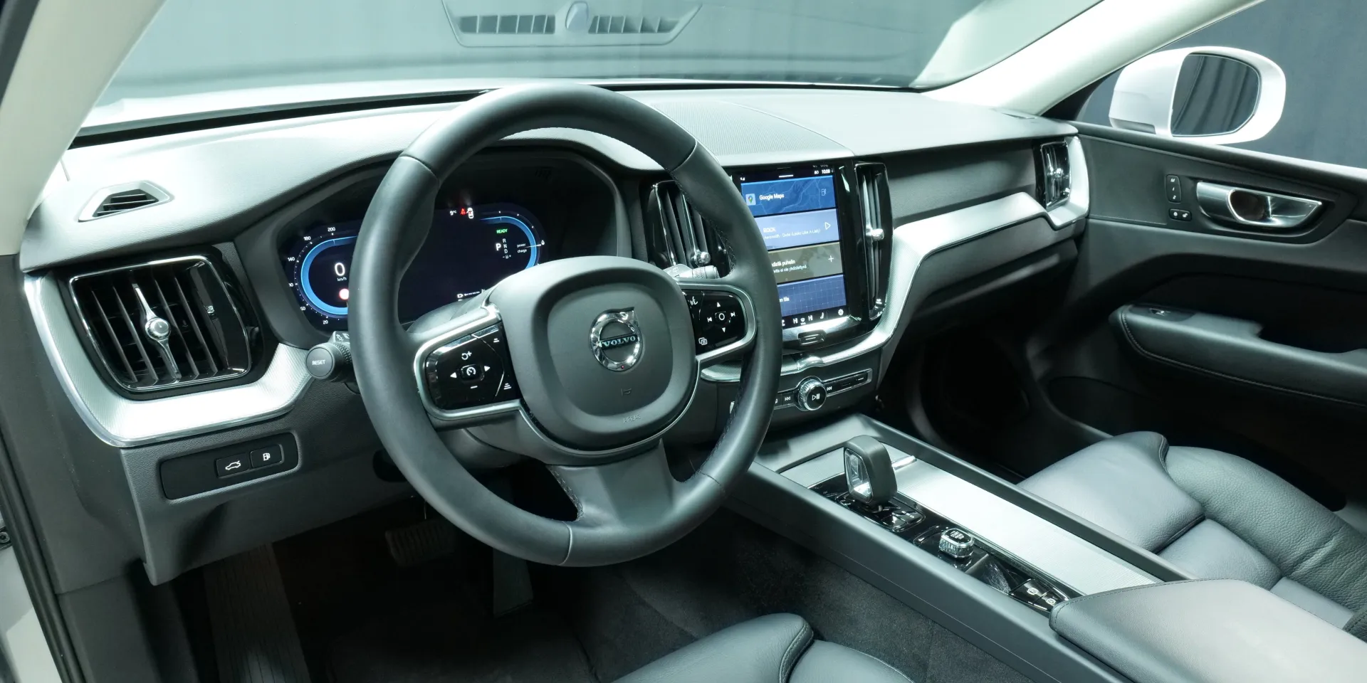 Autokuva 11 - IRJ-352