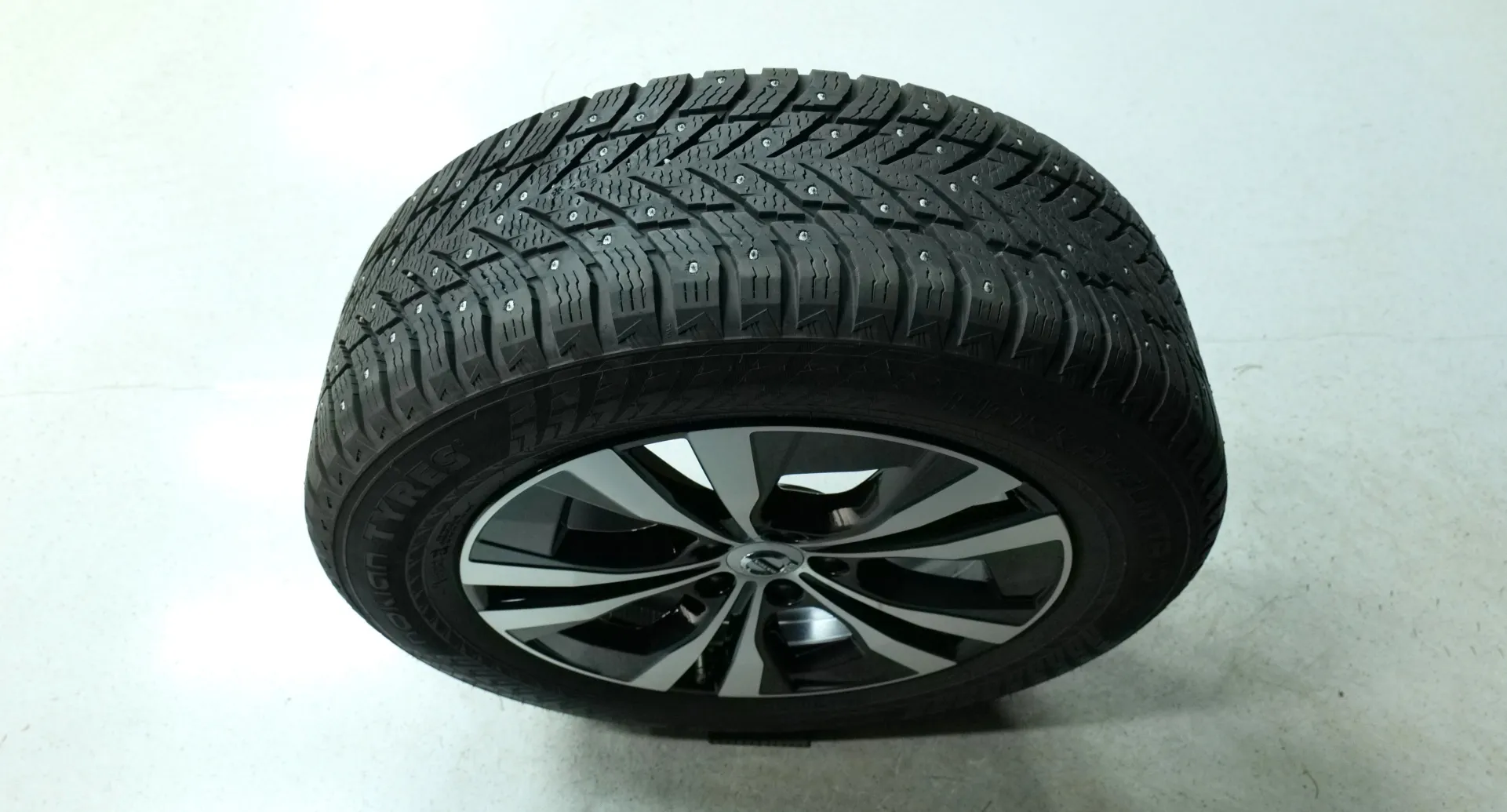 Autokuva 20 - IRJ-352