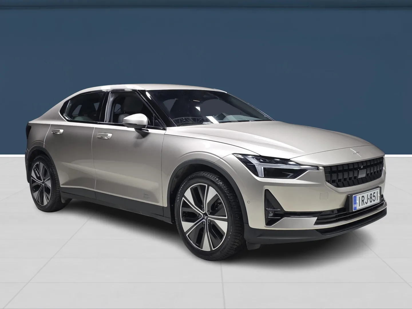 Autokuva 3 - IRJ-851