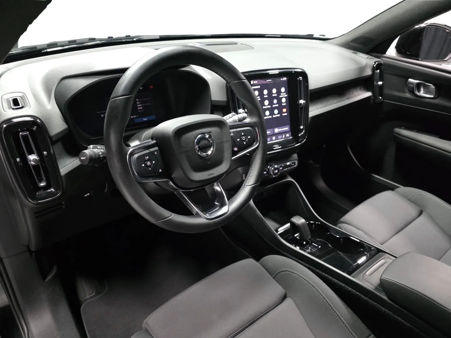 Autokuva 8 - IRJ-919